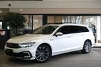 Volkswagen Passat Variant 1.4 TSI PHEV GTE 218PK Pano Trekha, Auto's, Volkswagen, Gebruikt, Wit, Hybride Elektrisch/Benzine, 1600 kg