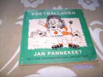 Boek Voetballaden 1963  J Pannekeet Luim voetbalprent Alkmaa, Verzamelen, Sportartikelen en Voetbal, Ophalen of Verzenden, Gebruikt