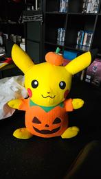 Grote Halloween pikachu knuffel gevuld mt stro pokemon anime, Overige typen, Ophalen of Verzenden, Zo goed als nieuw
