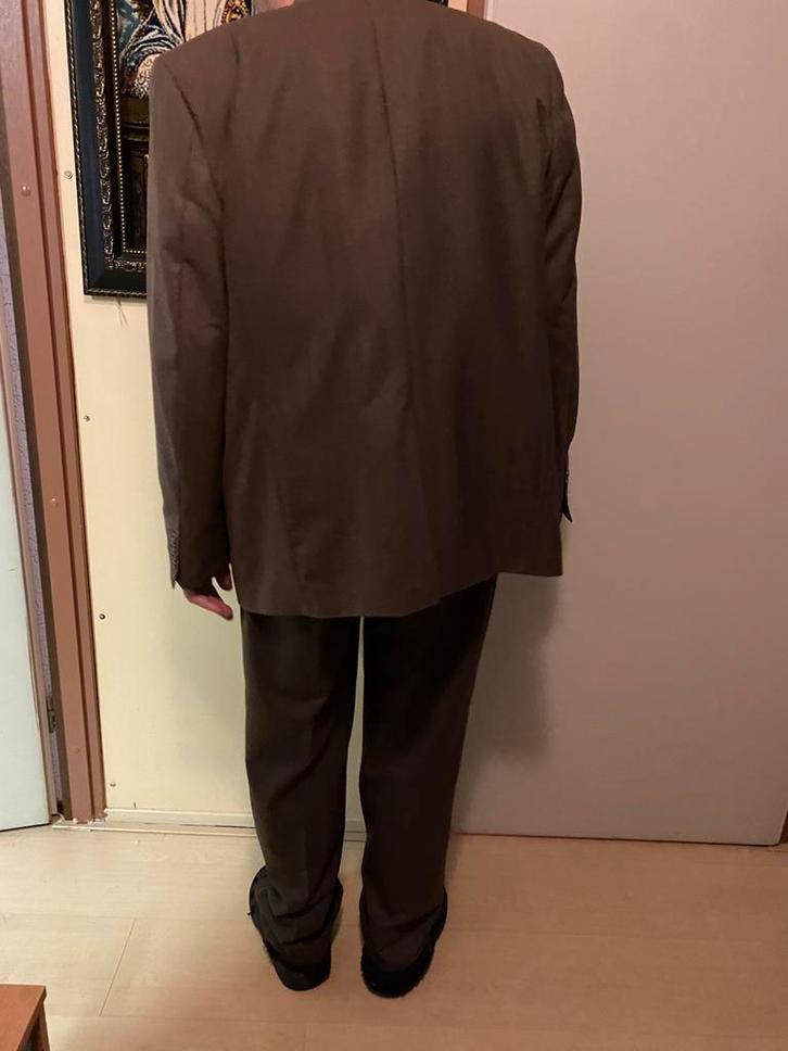 Heren kostuum, Kleding | Heren, Kostuums en Colberts, Zo goed als nieuw, Maat 56/58 (XL), Bruin, Ophalen of Verzenden