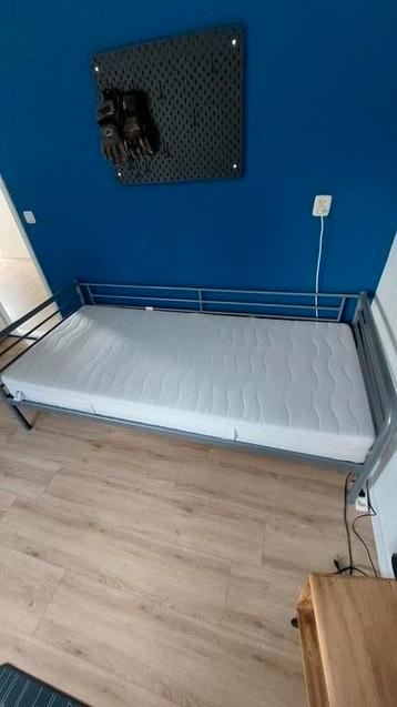 bed, 200x90 beschikbaar voor biedingen