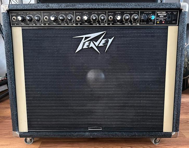 Peavey Rhythm Master 400 versterker Black Widow, Muziek en Instrumenten, Versterkers | Bas en Gitaar, Gebruikt, 100 watt of meer