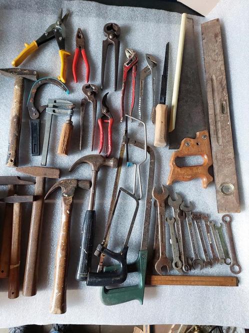 Veel gereedschap + houten sorteerbak met inhoud, Doe-het-zelf en Verbouw, Gereedschap | Handgereedschap, Ophalen