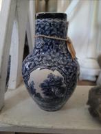 Antiek Petrus Regout vaasje, Antiek en Kunst, Antiek | Vazen, Ophalen of Verzenden