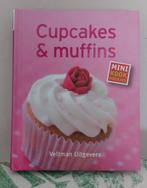 Naumann & Gobel - Cupcakes & Muffins, Ophalen of Verzenden, Zo goed als nieuw, Taart, Gebak en Desserts