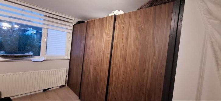 Kledingkast, Huis en Inrichting, Kasten | Kledingkasten, Zo goed als nieuw, 200 cm of meer, 50 tot 75 cm, Eikenhout, Ophalen