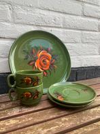 Retro bord met 2 kop en schotel, Antiek en Kunst, Antiek | Keramiek en Aardewerk, Ophalen