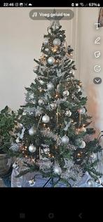 Grote groene kerstboom met kerstspullen en kerstverlichting, Diversen, Ophalen, Zo goed als nieuw