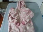  leuke roze met witte sterren onesie - Mt 104-110 Nieuw, Kinderen en Baby's, Kinderkleding | Maat 104, Nacht- of Onderkleding