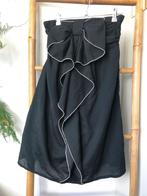 Elegante zwarte korte jurk met strikdetail, Maat 38/40 (M), Zwart, Ophalen of Verzenden, Zo goed als nieuw