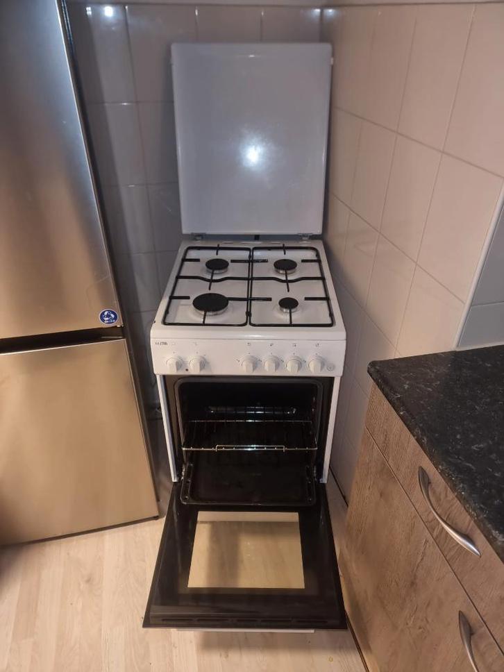 ETNA Gasfornuis, Witgoed en Apparatuur, Fornuizen, Gebruikt, Vrijstaand, Gas, 4 kookzones, 85 tot 90 cm, 45 tot 60 cm, Grill, Ophalen