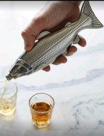 Roestvrijstalen heupfles in de vorm van een vis., Antiek en Kunst, Ophalen of Verzenden