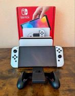 Nintendo Switch OLED + Zelda Breath Of The Wild, Spelcomputers en Games, Spelcomputers | Nintendo Switch, Switch OLED, Met games