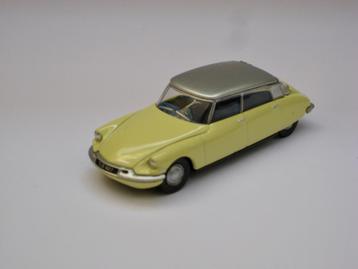 Citroen DS 19 of 2CV diverse kleuren Oxford 1:76 beschikbaar voor biedingen