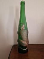 Vintage groene glazen fles met aap, Antiek en Kunst, Ophalen of Verzenden