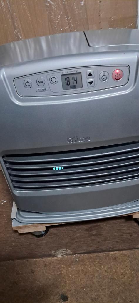 QLIMA LASER KACHELS., Huis en Inrichting, Kachels, Zo goed als nieuw, Vrijstaand, Petroleumkachel, Overige brandstoffen, Ophalen of Verzenden