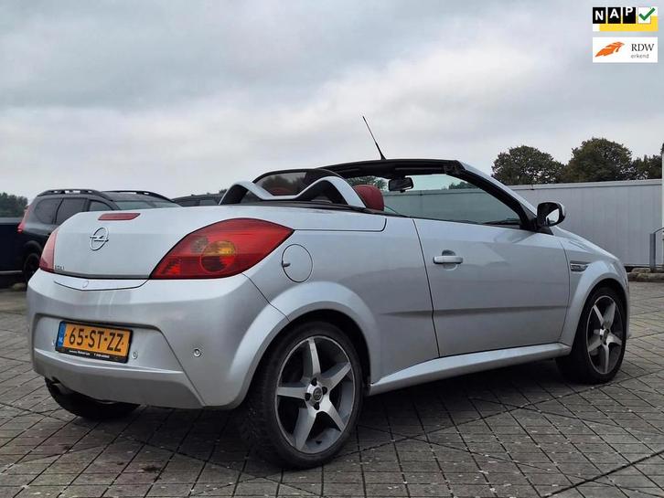 Opel Tigra TwinTop €2350,-1.4-16V Sport Airco Apk 2026 Nap, Auto's, Opel, Bedrijf, Te koop, Tigra, ABS, Airbags, Airconditioning