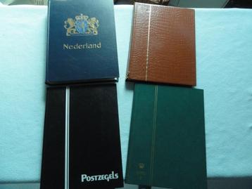 K917 verzameling Nederland in 4 stockboeken beschikbaar voor biedingen
