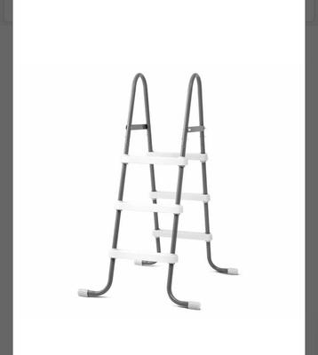 Intex zwembadladder 91 cm met voetbad beschikbaar voor biedingen