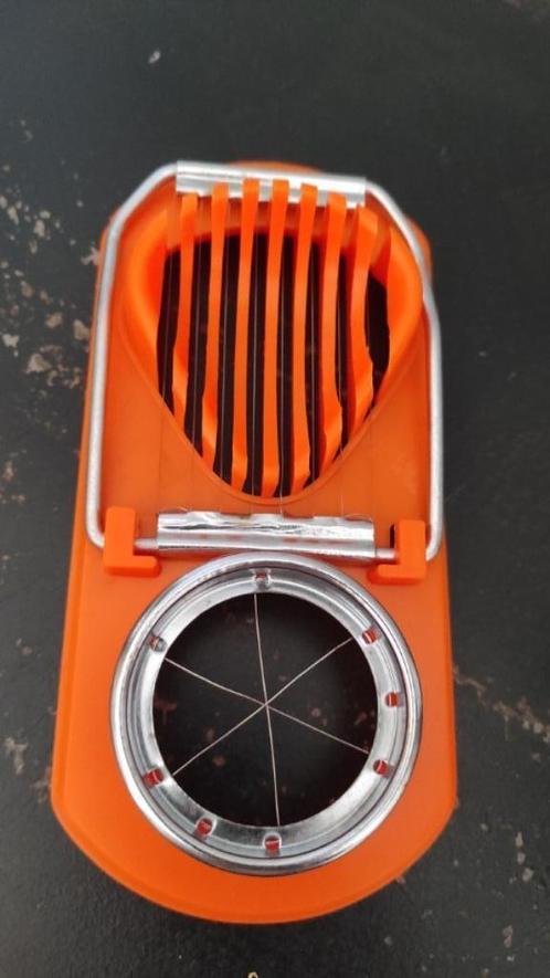 Retro oranje eiersnijder, Huis en Inrichting, Keuken | Keukenbenodigdheden, Zo goed als nieuw, Ophalen of Verzenden