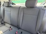 Volkswagen Up! 1.0 | Airco | Bluetooth |, Voorwielaandrijving, Stof, Gebruikt, Zwart