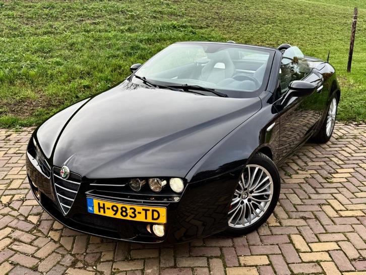 Alfa Romeo Spider 1.750 200PK Turbo 2011 Dealer onderhouden!, Auto's, Alfa Romeo, Bedrijf, Spider, ABS, Airbags, Airconditioning