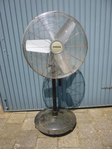 grote staande ventilator inventum voor huis  garage camping beschikbaar voor biedingen