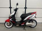 Yamaha Jog RR brom scooter watergekoeld, Fietsen en Brommers, Scooters | Yamaha, JogR of RR, Tweetakt, Maximaal 45 km/u, Ophalen of Verzenden