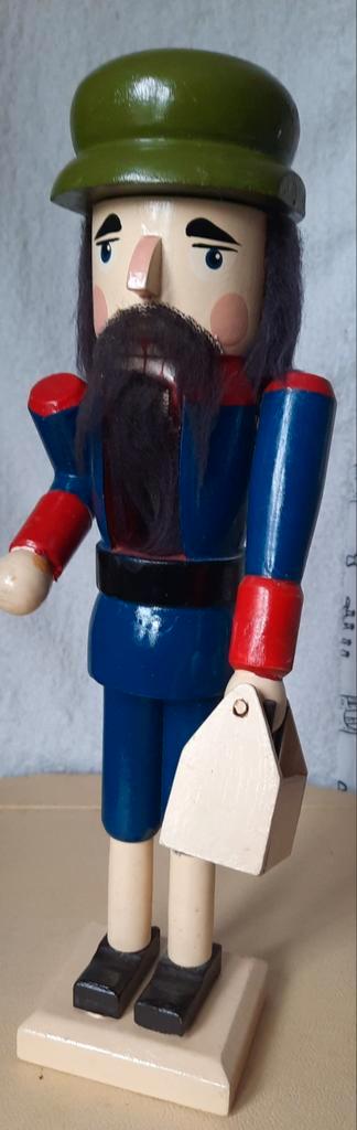 Grote Antieke Notenkraker beschikbaar voor biedingen