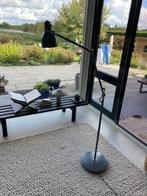staande lamp antraciet grijs 1.70m, Huis en Inrichting, Lampen | Vloerlampen, Ophalen, Zo goed als nieuw, Modern/klassiek, Metaal