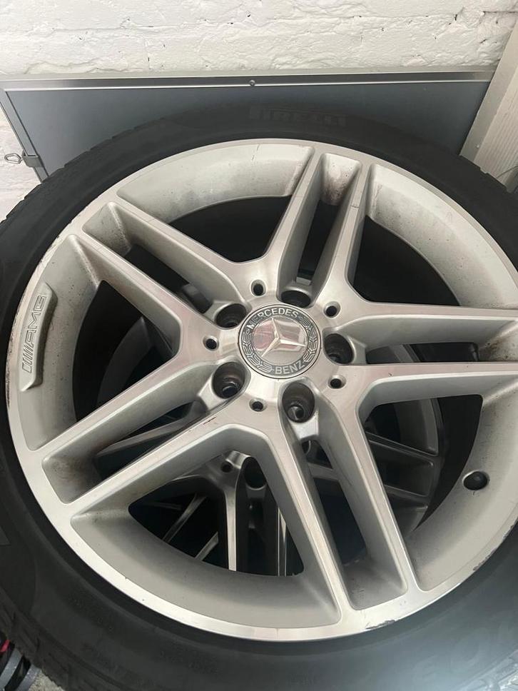 W204 Mercedes 17 inch Winterbanden met Velgen, Auto-onderdelen, Banden en Velgen, Banden en Velgen, Winterbanden, 17 inch, 225 mm
