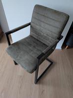 2 groene stoelen met zwart stalen frame, Huis en Inrichting, Stoelen, Ophalen, Overige kleuren, Twee