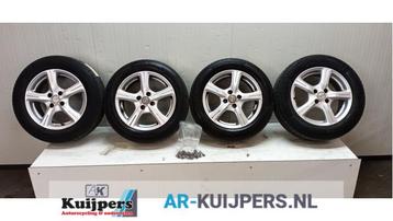 Sportvelgenset + banden van een Opel Corsa beschikbaar voor biedingen