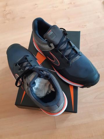Nieuwe veldhockey schoenen Dita, jongen maat 40 beschikbaar voor biedingen