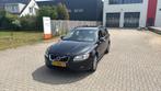 Volvo V70 2.4D Kinetic Automaat Leer Navi Bomvol Zwart 2010, Auto's, 15 km/l, 179 €/maand, Zwart, V70
