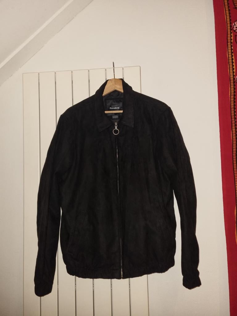Zwarte Pull&Bear jas - Suède textuur, Maat 48/50 (M), Zwart, Ophalen of Verzenden, Zo goed als nieuw