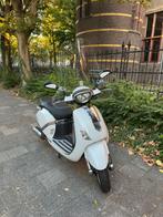 AGM LX scooter – wit – 25 km/u, Fietsen en Brommers, Snorfietsen en Snorscooters, Gebruikt, Benzine, Ophalen, Overige merken