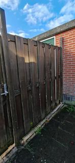 Schutting Elephant hout, Tuin en Terras, Schuttingen, Ophalen, 1 tot 2 meter, Minder dan 3 meter, Zo goed als nieuw