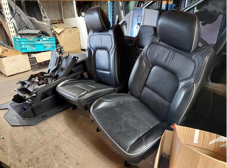 Dodge Ram DT Limited interieur delen 2019-2023, Auto-onderdelen, Interieur en Bekleding, Amerikaanse onderdelen, Dodge, Gebruikt