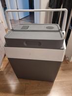 Zo goed als nieuwe koelbox 12V/220V, Caravans en Kamperen, Koelboxen, Ophalen of Verzenden, Zo goed als nieuw, Koelbox, Elektrisch