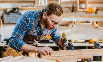 Veelzijdige vakman  /timmerman/reparatie/onderhoud ALLROUND beschikbaar voor biedingen