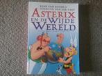 Asterix & de wijde wereld / R van Royen ea (2000), Boeken, Eén stripboek, Ophalen of Verzenden, Gelezen