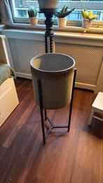 Plantenpot, Tuin en Terras, Bloempotten, Gebruikt, Rond, Binnen, Metaal