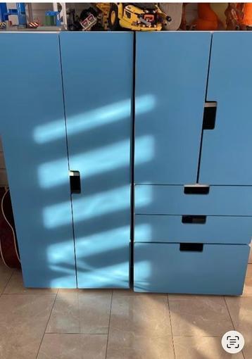 Speelgoedkast of kledingkast  beschikbaar voor biedingen