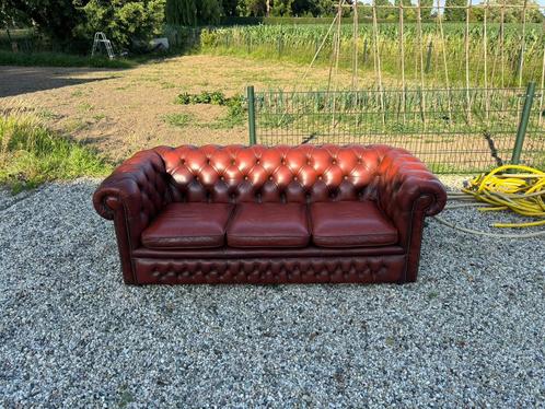 Originele, engelse Chestefield 3-zits bank cognac leder, Huis en Inrichting, Banken | Bankstellen, Gebruikt, Rechte bank, Driepersoons