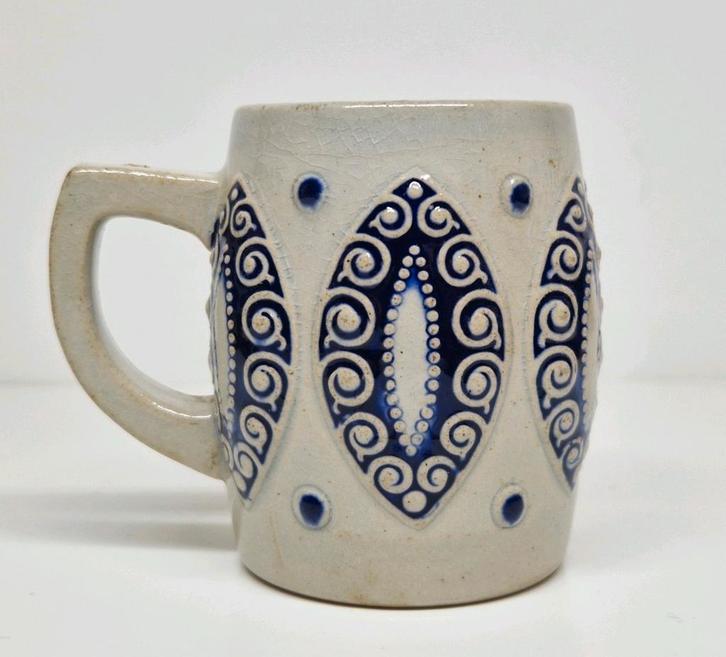 Reinhold Merkelbach aardewerk bekertje, Duitsland 1910., Antiek en Kunst, Antiek | Keramiek en Aardewerk, Ophalen of Verzenden