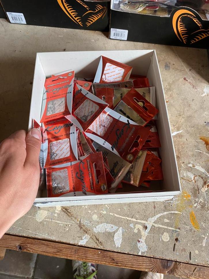 MOET WEG Partij witvishaakjes 55 stuks (incl verzendkosten), Watersport en Boten, Hengelsport | Roofvissen, Nieuw, Overige typen