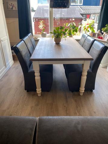 Richmond Interiors Eettafel met Stoelen beschikbaar voor biedingen