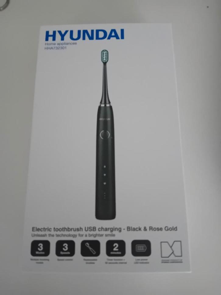Elektrice tandenborstel Merk: Hyundai, Kleur: Zwart reden ve, Sieraden, Tassen en Uiterlijk, Uiterlijk | Mondverzorging, Nieuw