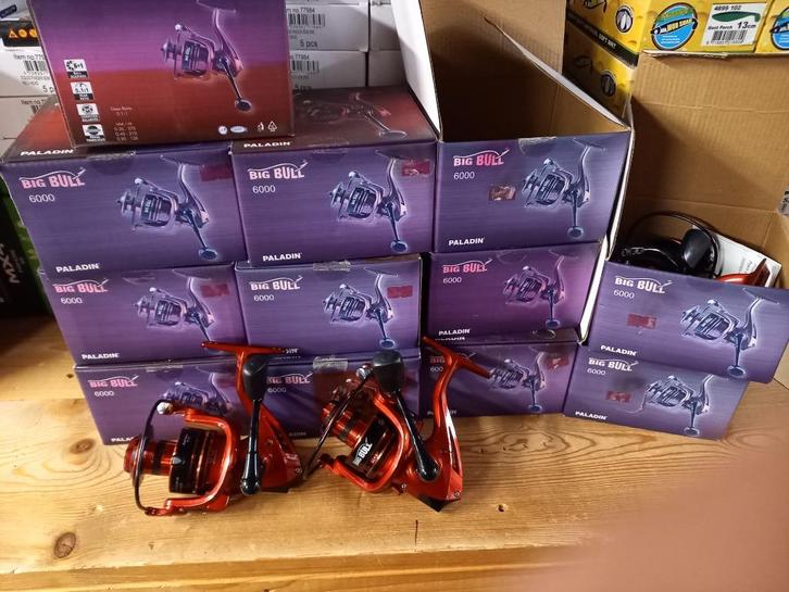 Partijtje Paladin Big Bull 6000 molens...12 stuks!, Watersport en Boten, Hengelsport | Algemeen, Nieuw, Molen, Ophalen of Verzenden